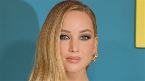 jennifer lawerence naked|Jennifer Lawrence stuns fans by getting NAKED in X